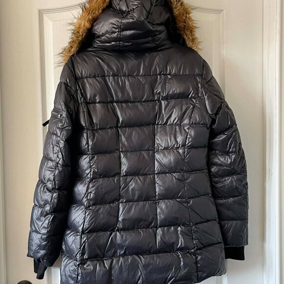 S13 Chelsea High Shine Faux Fur Trim Hooded Down Puffer Coat Women's size Large - Picture 6 of 10